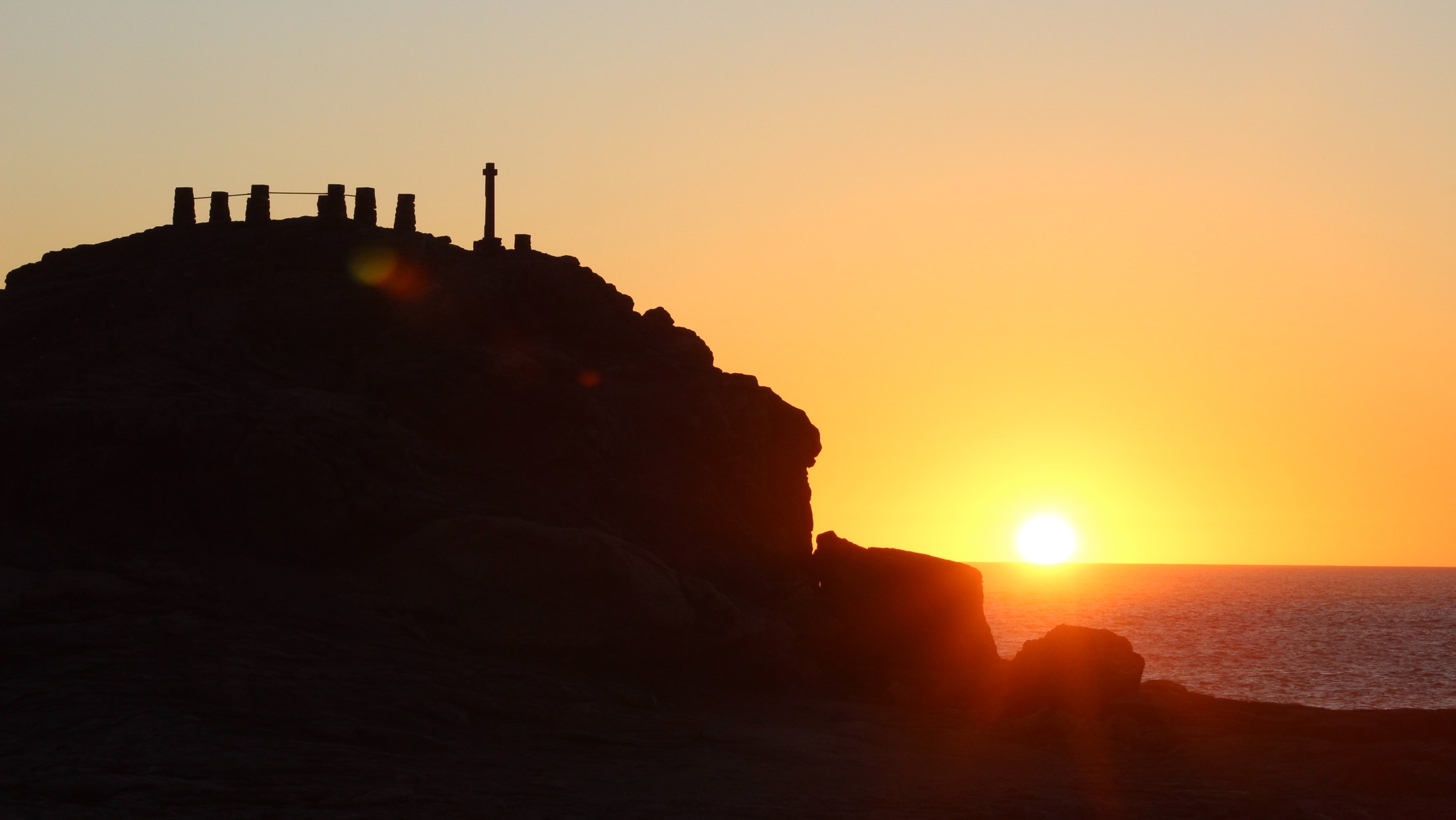 Sunset at Diaz Point beside the ocean